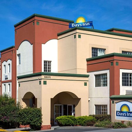 Days Inn By Wyndham Fremont Eksteriør bilde